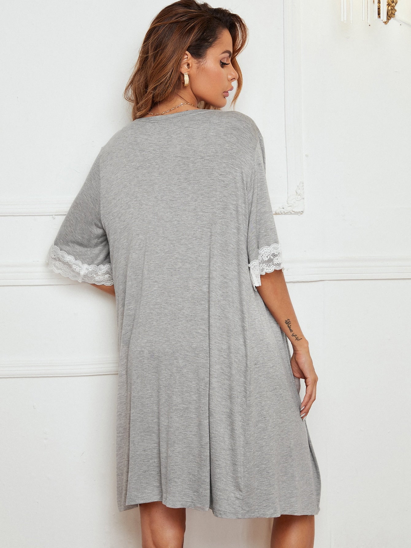 2 Pack Lace Panel Robe Pajama Set روب مع قميص قطن