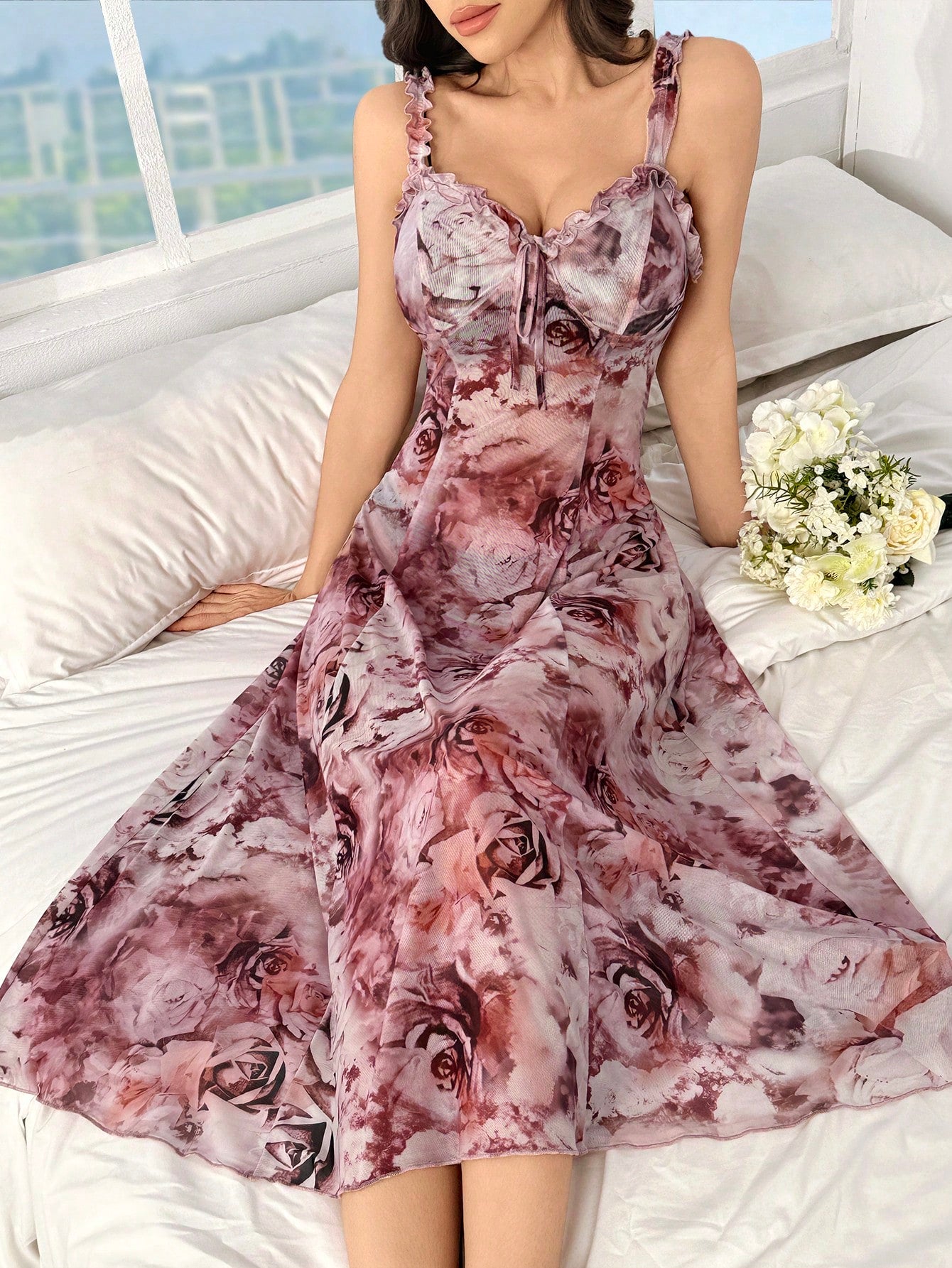 Mulvari Women's Allover Floral Print Camisole Nightgown فستان شيوفون طويل