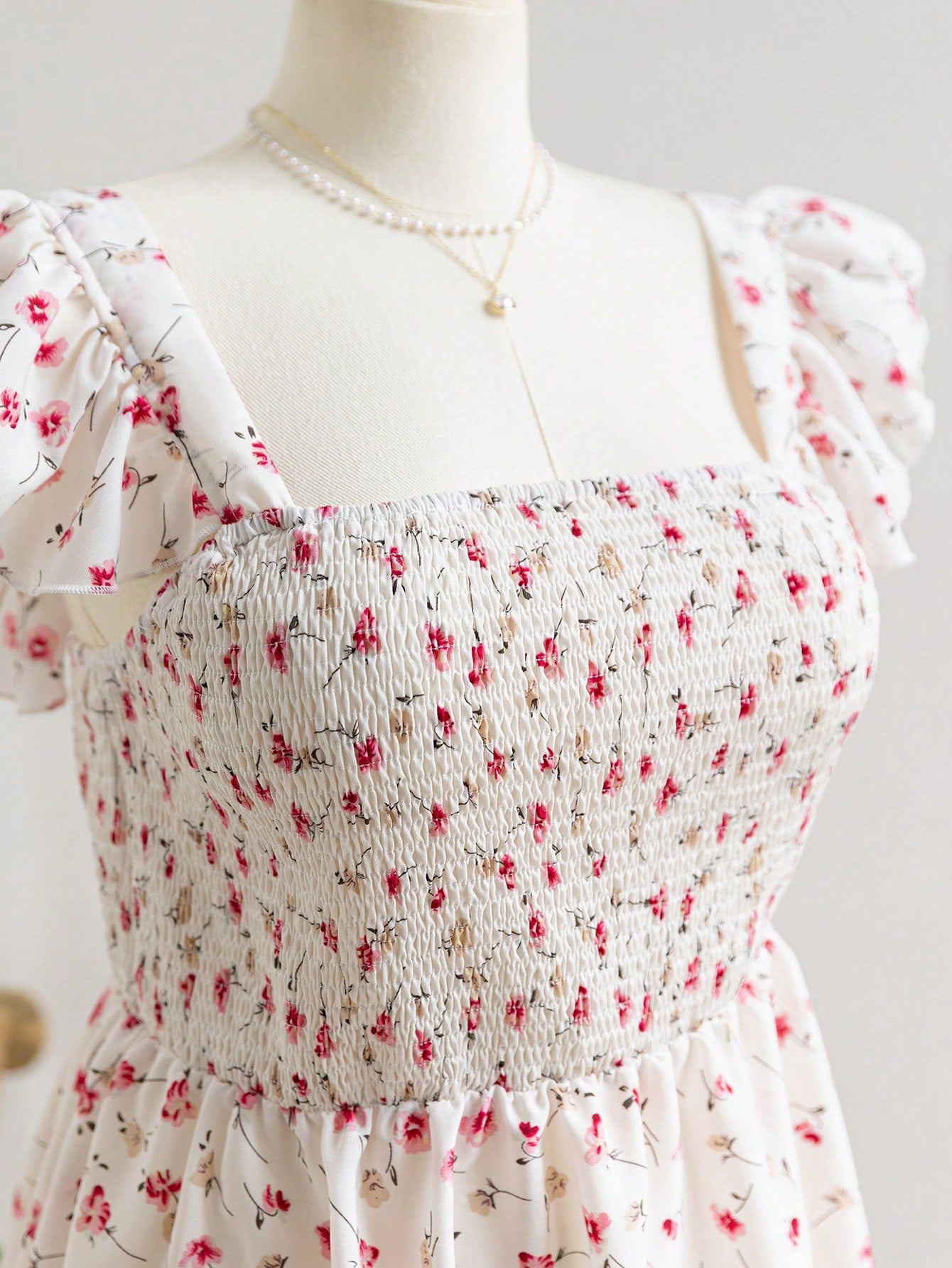 Women Boho Ditsy Floral Shirred Cap Sleeve Dress, ,Holiday Outfits
