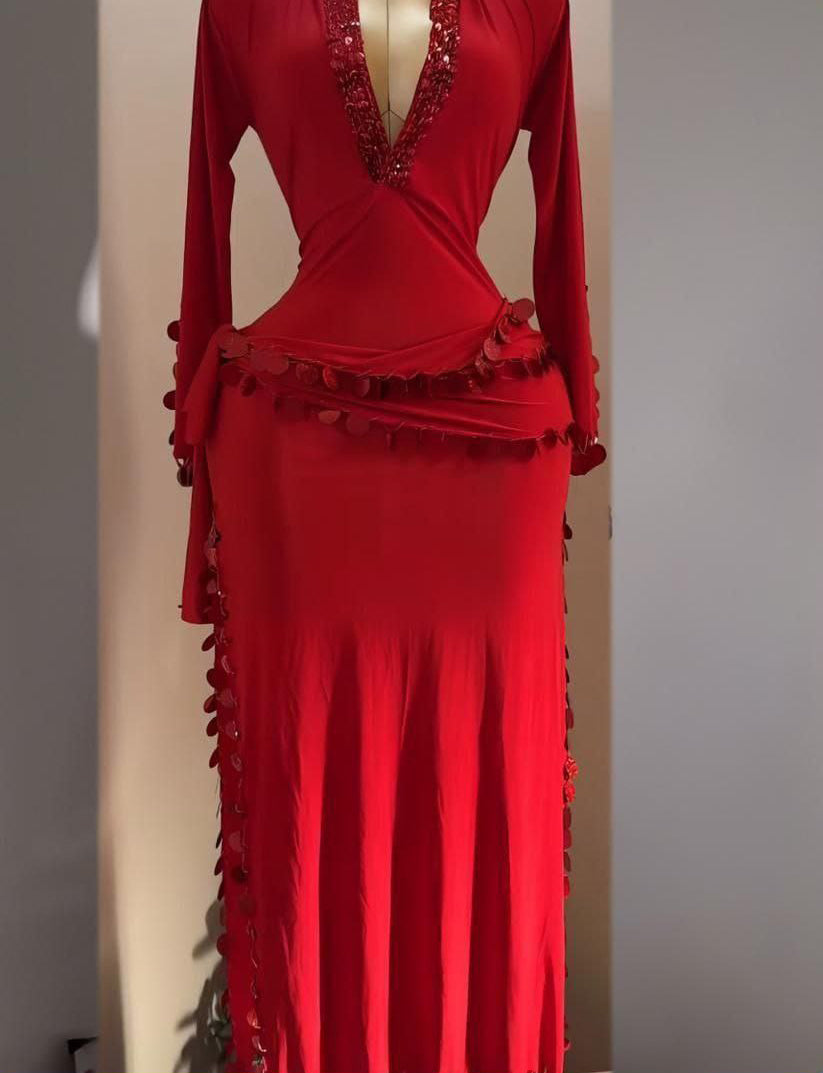 بدلة رقص شرقي مطرزه مع حزام رقص