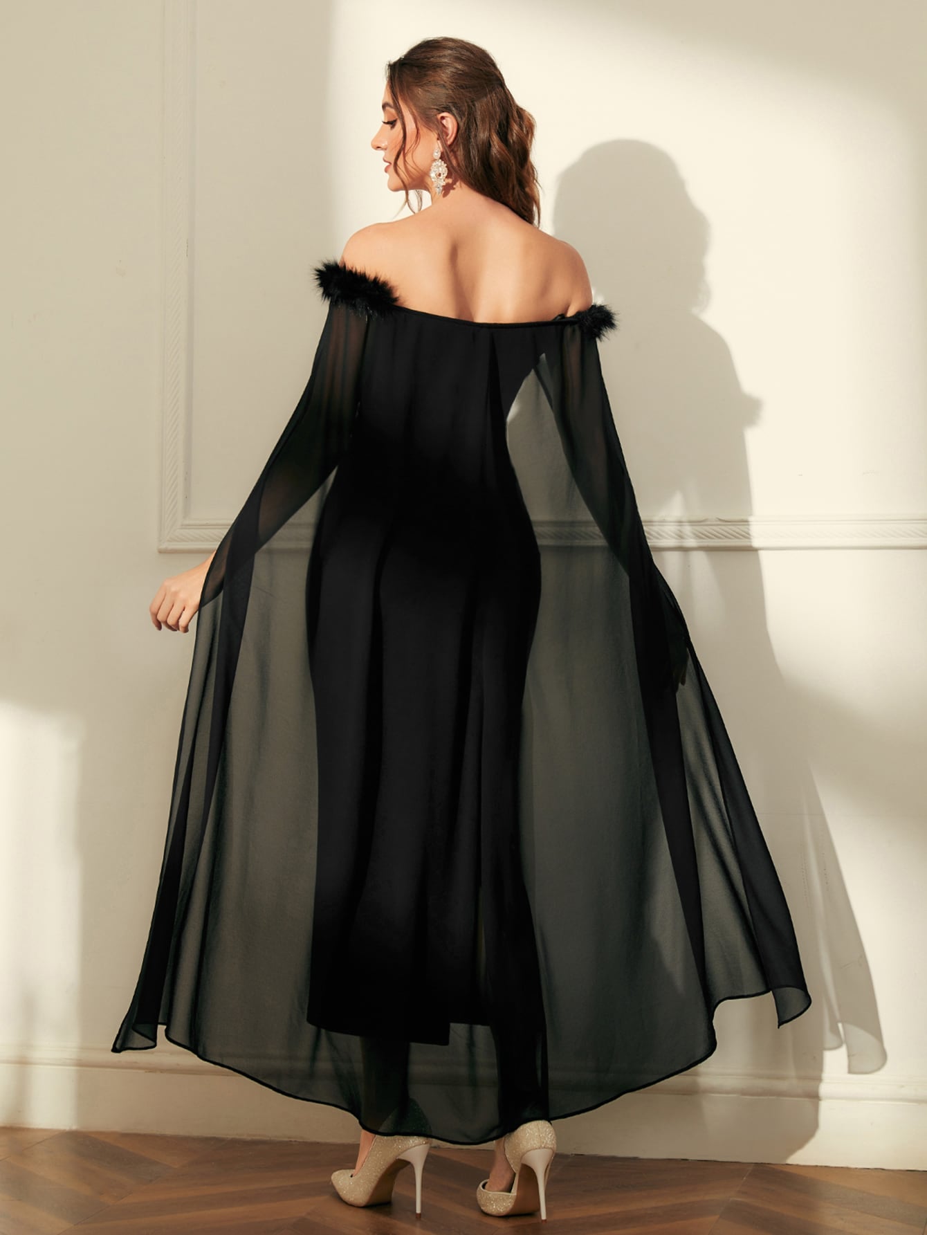 Modely Off Shoulder Fuzzy Trim Split Thigh Chiffon Prom Dress فستان قطيفه مع تول