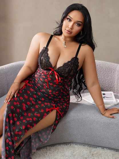 Snug Zone 2pcs Sexy Lace Patchwork Nightgown Set