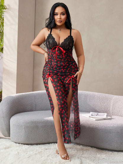 Snug Zone 2pcs Plus Size Sexy Lace Patchwork Nightgown Set