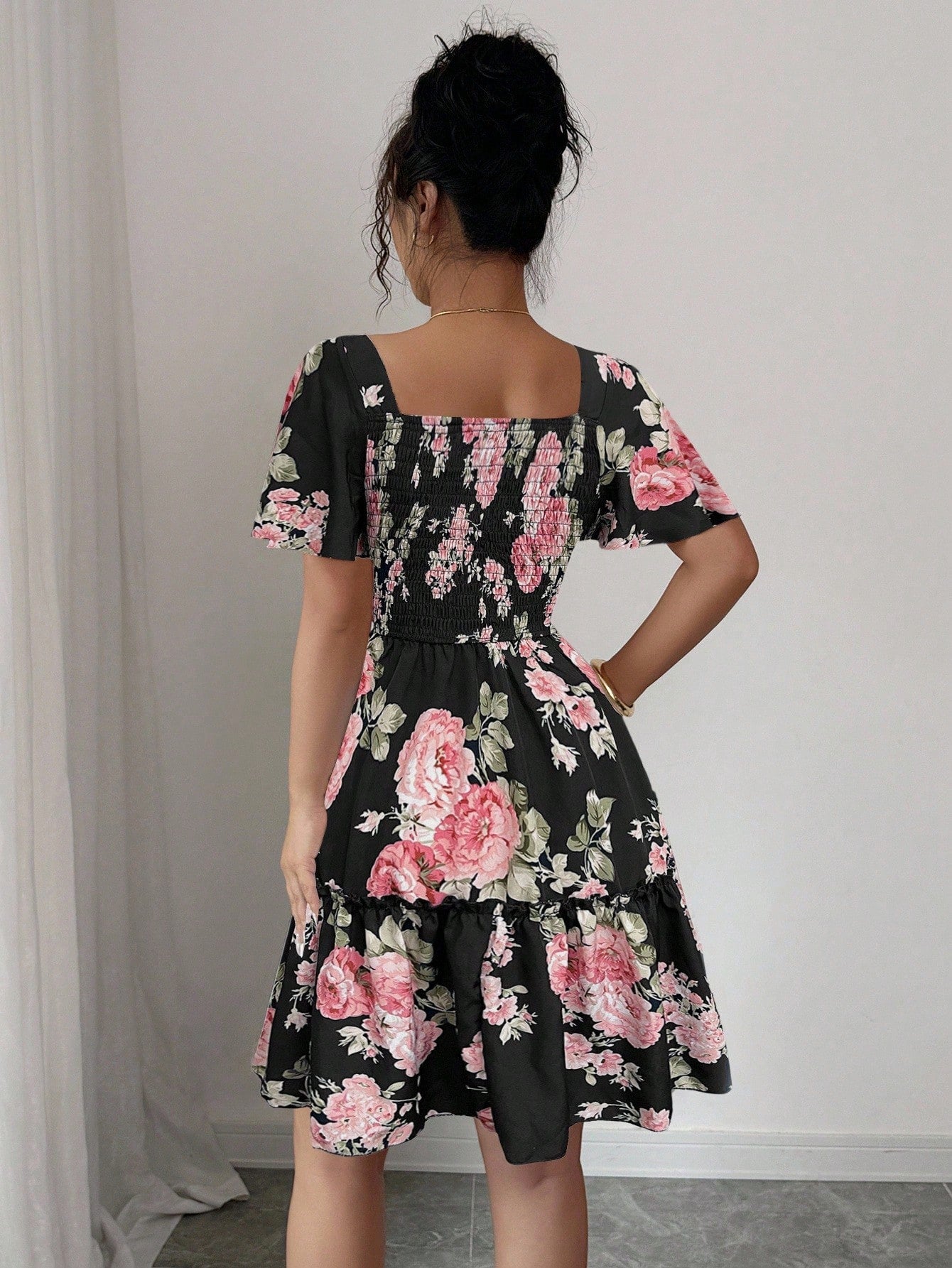 Elenzga Women Floral Print Sashes Ruffle Hem Short Sleeve Casual Dress, Vacation Style