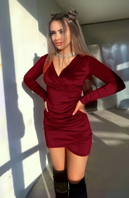 Women's velvet dress فستان قطيفه قصير ب اكمام