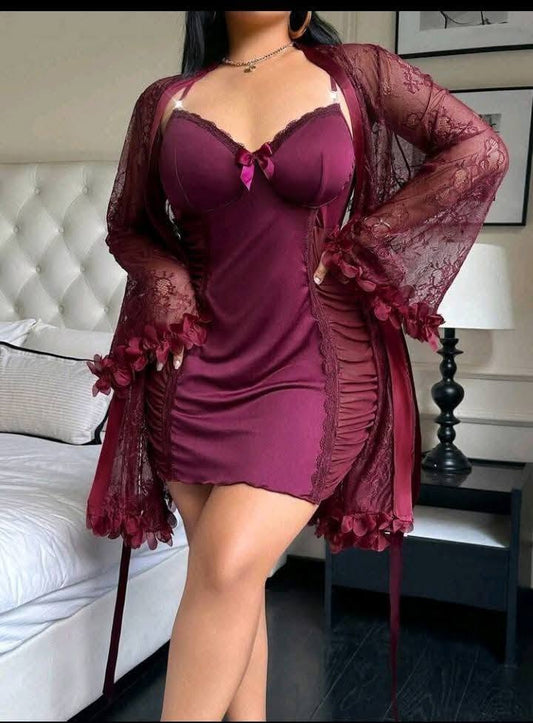 Lace Robe With  Lace Camisole Slip Dress With Waist Cinching Design (curvy)