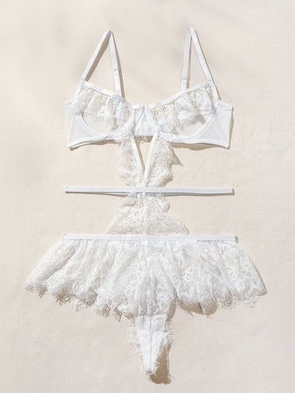 High Quality Lightweight Lace Embroidery Perspective Hollow Out Seduction Underwear Three Piece Set