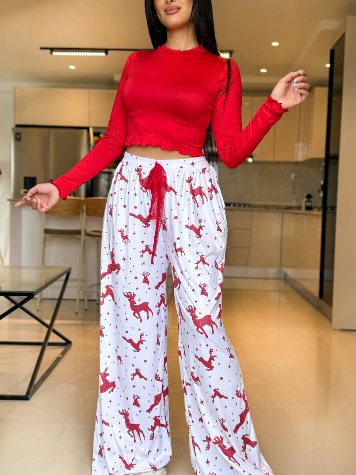 Cozy Reindeer Lounge Set