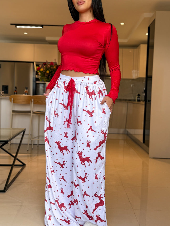 Cozy Reindeer Lounge Set