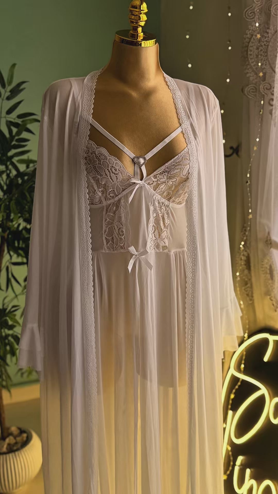 Sarah Tulle Nightdress &amp; Robe Set